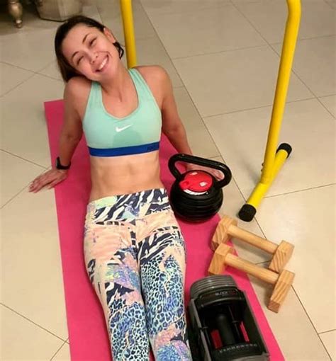 Look 16 Photos Of Jodi Sta Maria Showing Her Fit And Sexy Body Abs