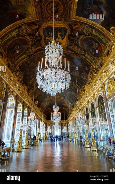Versailles Hall Of Mirrors Hi Res Stock Photography And Images Alamy