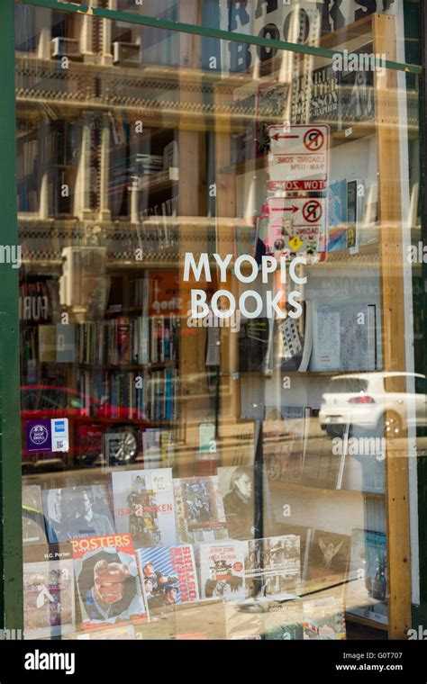 Myopic Books Chicago Hi Res Stock Photography And Images Alamy
