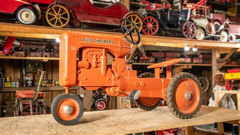 Allis Chalmers Pedal Tractor W390 Fountain City 2022