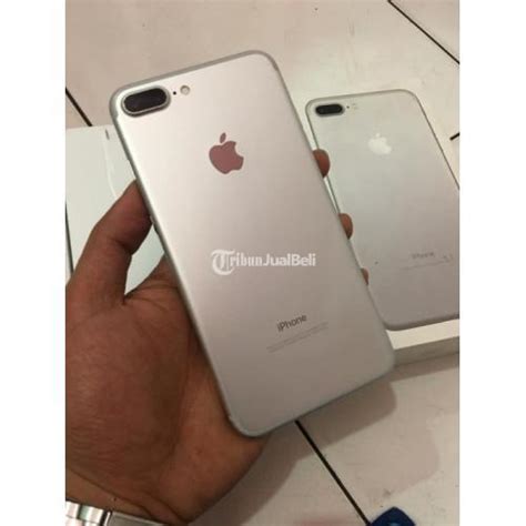 Hp Iphone 7 32gb Bekas Warna Silver Mulus Lengkap Original No Minus Di