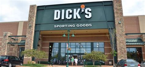 Dicks Sporting Goods Inc Shares Slump After Disappointing Second Quarter Results Profit Warning