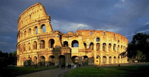 Colosseum In Rome Italy Colosseum In Rome 2052