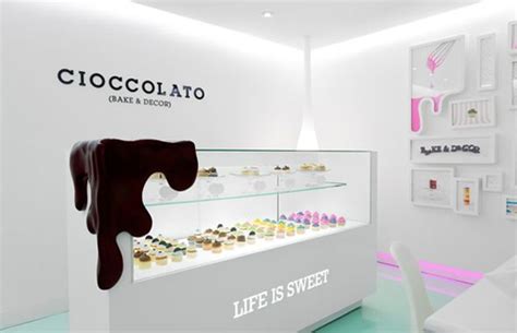 Cioccolato Est Le Nom De Cette étrange Pâtisserie Située Dans La Ville