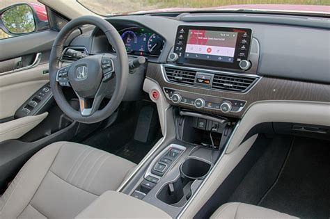 With the 2018 honda accord hybrid, you don't even need to make any major sacrifices to live with a hybrid. 2018 Honda Accord Hybrid Touring, A Stylish Midsize Sedan ...