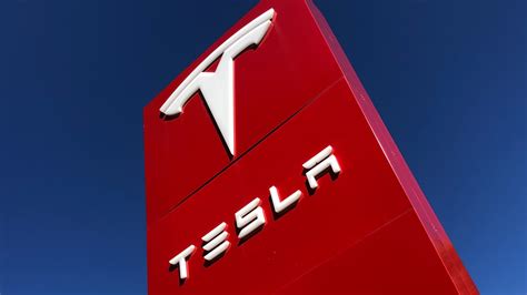 Tesla Posts Record Us114 Billion Profit In Best Quarter Year Result