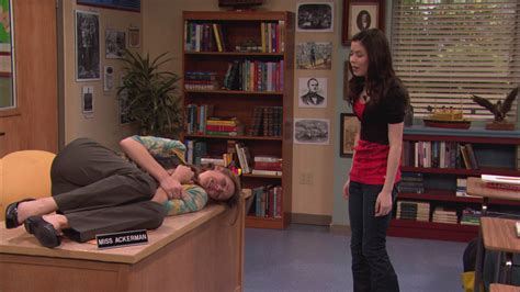 Watch Icarly 2007 Season 1 Episode 25 Icarly Ihave A Love Sick