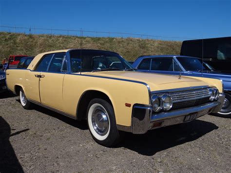 Lincoln continental 2013 year 0.00 km 100,000. 1963 Lincoln Continental | 28 April 2013, Zandvoort ...