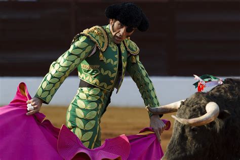 Gored Spanish Bullfighter Makes Comeback
