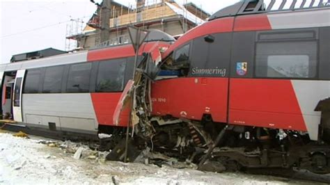Austrian Trains In Head On Crash Bbc News