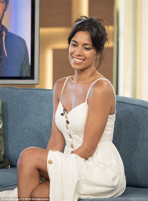 Emmerdales Fiona Wade Discusses Steamy Affair Story Line Daily Mail
