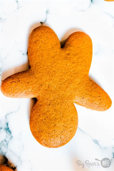 Whether or not you actually like gingerbread cookies is kinda irrelevant. Reindeer Gingerbread Cookies : Upside Down Gingerbread Man ...
