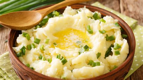Champ The Irish Mashed Potatoes With A Potentially Painful Ingredient