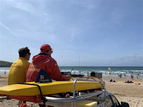 Exmouth Rnli Beach Lifeguards To Return At Easter And Extra Summer