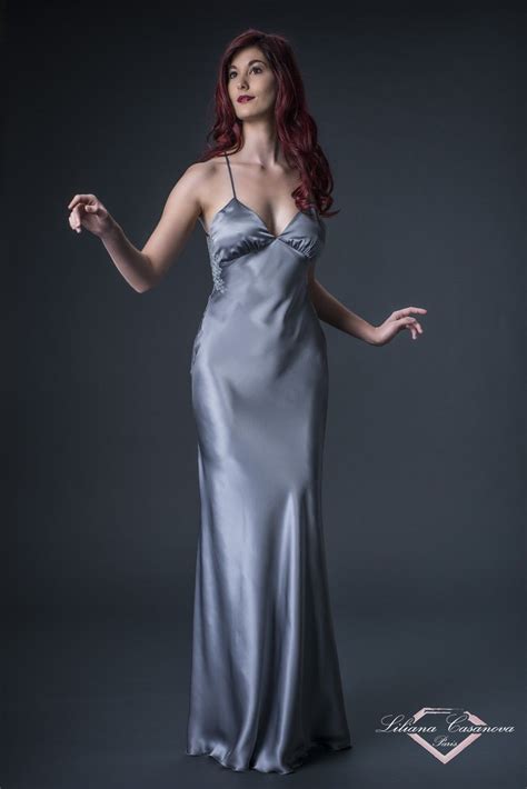 Long Satin Slik Nightdress Contemporaine Liliana Casanova