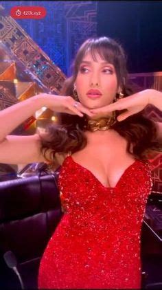 Nora Fatehi Hot Bikini Wallpapers Sexy Milky Thi