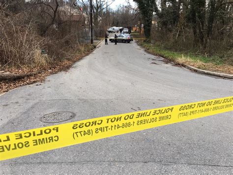 Man Found Dead In Roadway In Prince Georges County Police Say Wjla