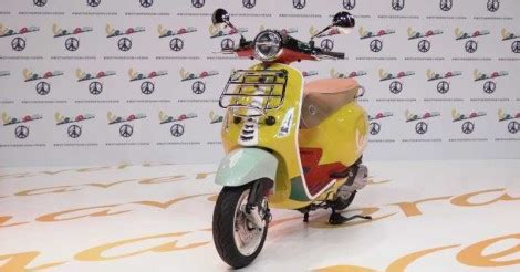 Warna merah biasanya berasal dari darah yang terdapat dalam dahak. Vespa Primavera Sean Wotherspoon Punya Banyak Warna, Apa ...