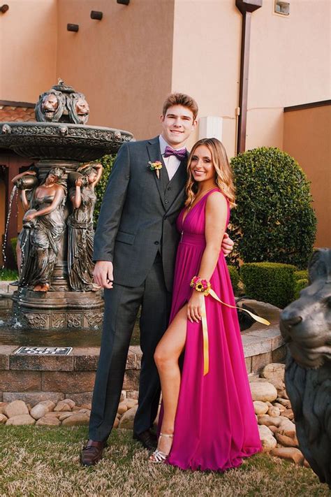 50 Prom Pictures Ideas For Groups And Individuals Fixthephoto