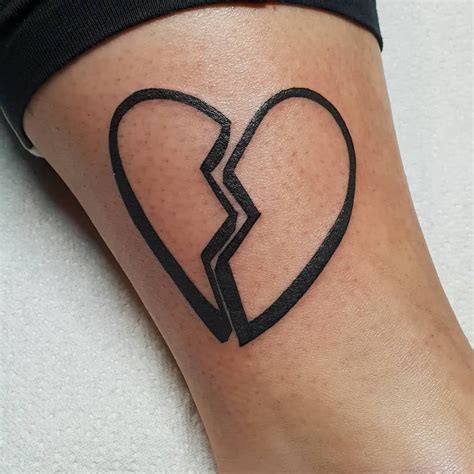 Top More Than 84 Outline Broken Heart Tattoo Super Hot Esthdonghoadian
