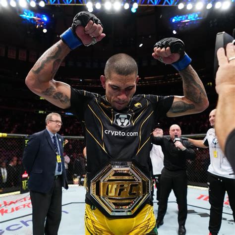 Alex Pereira Becomes Ufc Middleweight Champion After Stunning Israel