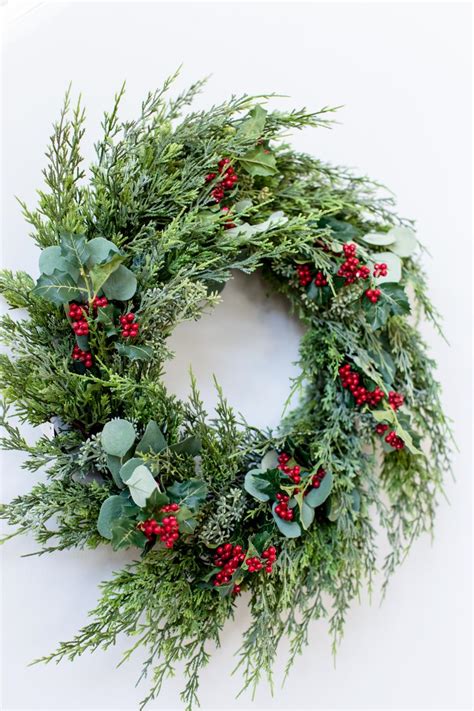 Holiday Wreath With Red Berries Hgtv