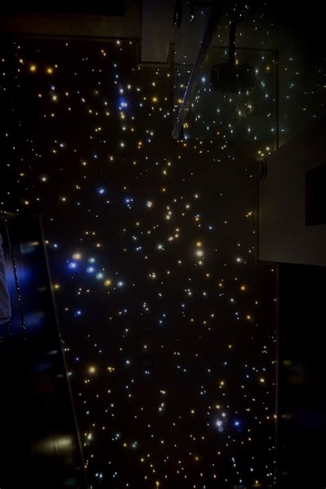 Das gemeinsame basteln des herrnhuter sterns lässt ruhe und besinnlichkeit einkehren und läutet traditionell am 1. Sternenhimmel Led Badezimmer