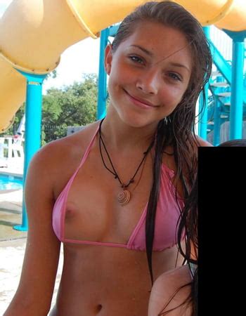 Bikinis Cleavage And Boobs Pics XHamster