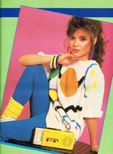 Vhs Power 80s Girl Fashion 80s Party Outfits 1980s Fashion Trends