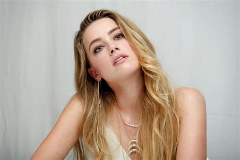 Download Free 100 Amber Heard Images Hd Wallpapers