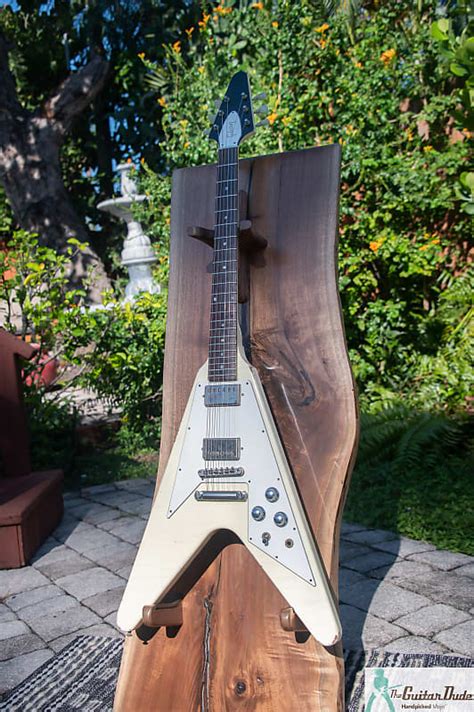 The Guitar Dude Exclusive Gibson Custom ‘67 Flying V Reverb Canada