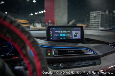 Which cars offer wireless apple carplay or android auto for 2021? 2016 BMW i8 Apple Carplay-3364 | INDIWORK VIDEO | 인디웍 비디오
