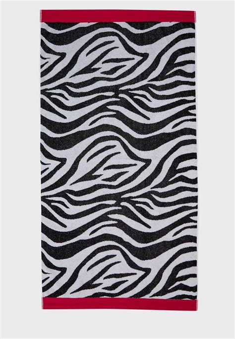 Buy Defacto Prints Zebra Printed Beach Towel For Women In Dubai Abu Dhabi