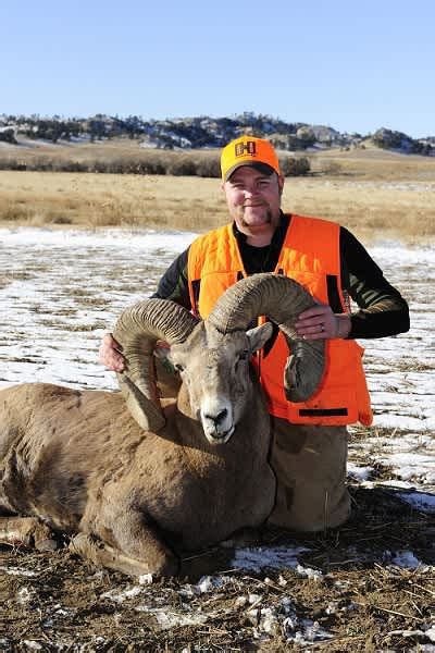 Nebraska Man Harvests Bighorn Sheep Outdoorhub