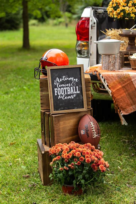 Fall Football Tailgate Tips And Recipes For Hosting A Tailgate