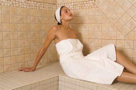 How To Use A Sauna And A Steam Room Properly Livestrong Com