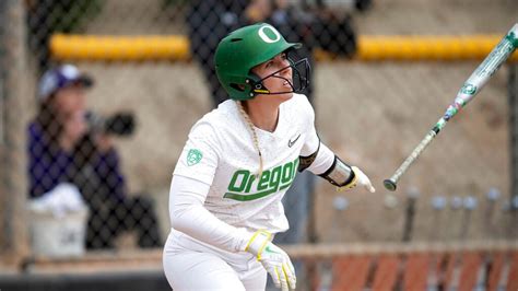 No 13 Oregon Softball No Hit For First Time Ever At Jane Sanders