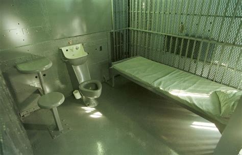 Inside Life On Death Row Cramped Cells Where 100s Of Inmates Wait