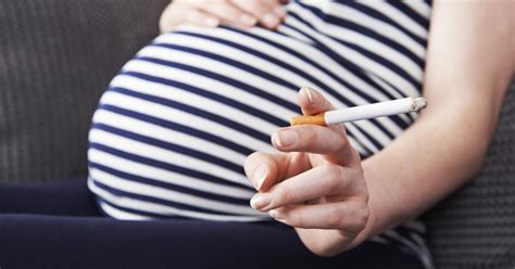 In Pregnant Women Still Smokes CDC Says CBS News