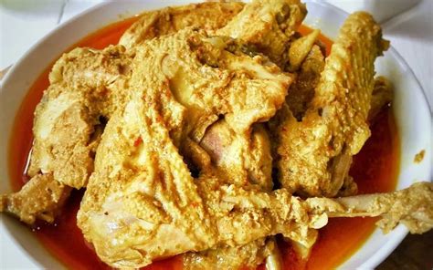 3 ekor ayam kampung muda 5 butir bawang merah 3 siung bawang. Aneka cara masak gulai ayam Khas Padang