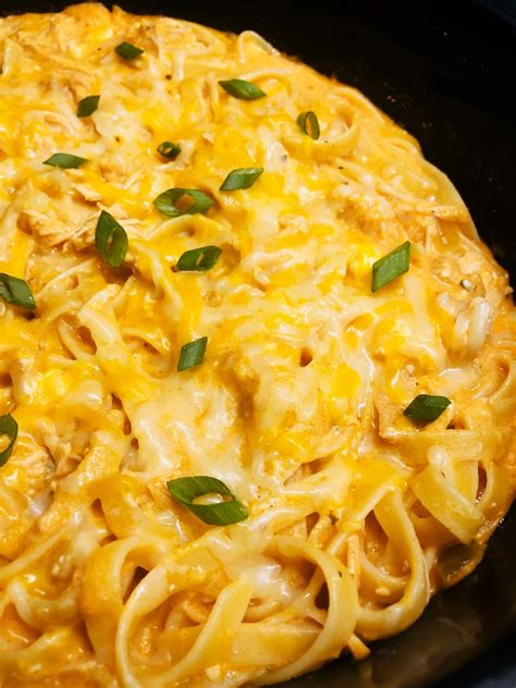 Slow Cooker Buffalo Chicken Pasta Cooks Well With Others