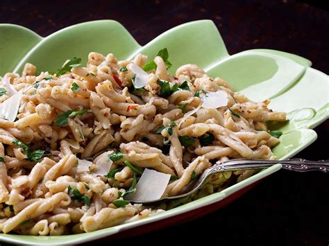 This Hazelnut Pasta Is Delicious Healthful And Ready In No Time