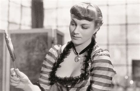 She was one of the leading stars of 1930s and 1940s czech cinema. Adina Mandlová: Bola dáma s vrtochmi a povesťou nymfomanky ...