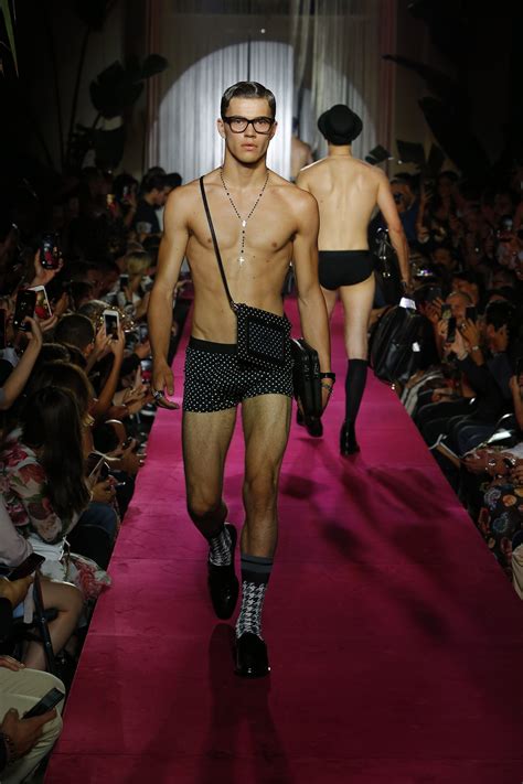 Dolce Gabbana The Naked King Mens Fashion Show My XXX Hot Girl