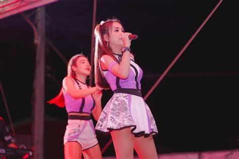 และประสบความสำเร็จอย่างมาก สำหรับสาวเจนนี่ ได้หมดถ้าสดชื่น ต้องบอกเลยว่า สาวเจน. อัลบั้มภาพ เจนนี่ ประกาศลบเพลง ได้หมดถ้าสดพอ เวอร์ชั่น ...