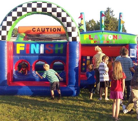 Runt Run Obstacle Course Inflatable In Toronto Mississauga Brampton Hamilton Ottawa Ontario