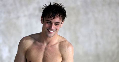 Tom Daley How De We Love Thee As A Gay Olympic Athlete Outsports
