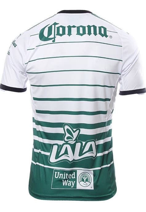 A warrior is made from other warriors, and by the memories that stand behind them. Jersey Santos Laguna 2018 Local - $ 649.00 en Mercado Libre