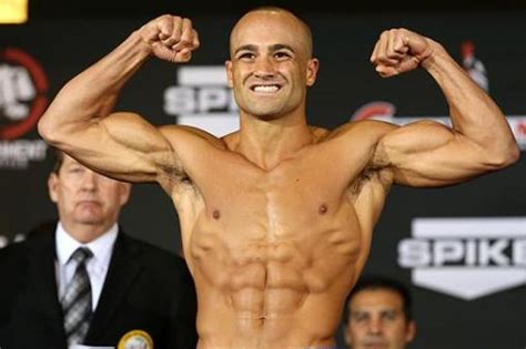 Eddie Alvarez Fru Förmögenhet Rökning Tatuering Ursprung And Längd 2023 Taddlr