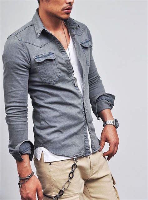 Une belle chemise, c'est d'abord une chemise cette chemise manches courtes vous offre 3 façons de se porter : 1001+ idées | Tatouage Rose - comment porter une chemise ...